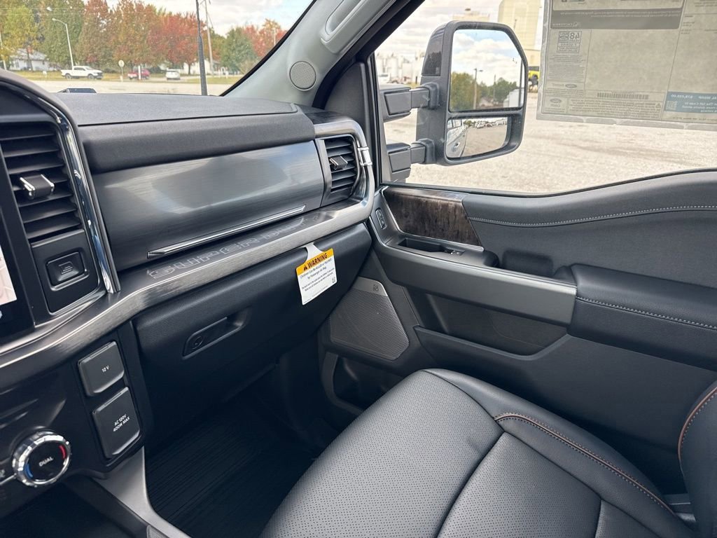 New 2026 Ford F350 Lariat w/ Black Appearance Package image 47