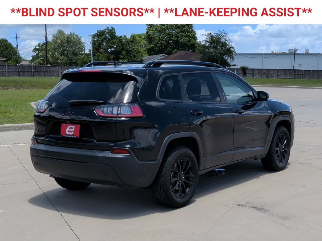 Used 2023 Jeep Cherokee Altitude Lux AWD/4WD image 8