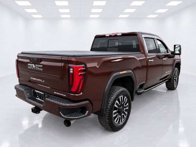 Used 2024 GMC Sierra 2500 Denali Ultimate w/ Max Trailering Package AWD/4WD image 6