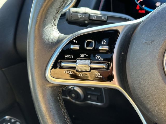 Used 2023 Mercedes-Benz GLB 250 image 30