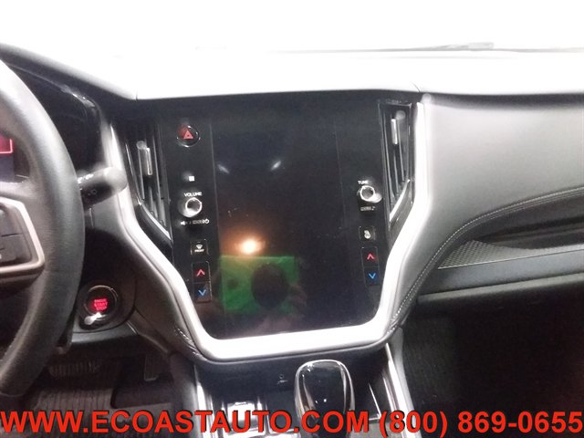 Used 2020 Subaru Outback Premium image 11