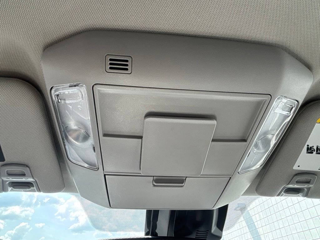 Used 2019 Toyota Tundra SR5 AWD/4WD image 16