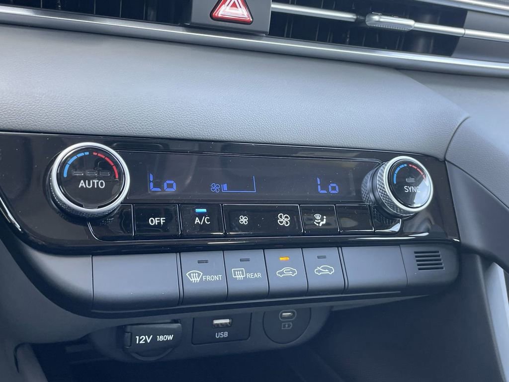 New 2026 Hyundai Elantra Sport FWD image 25