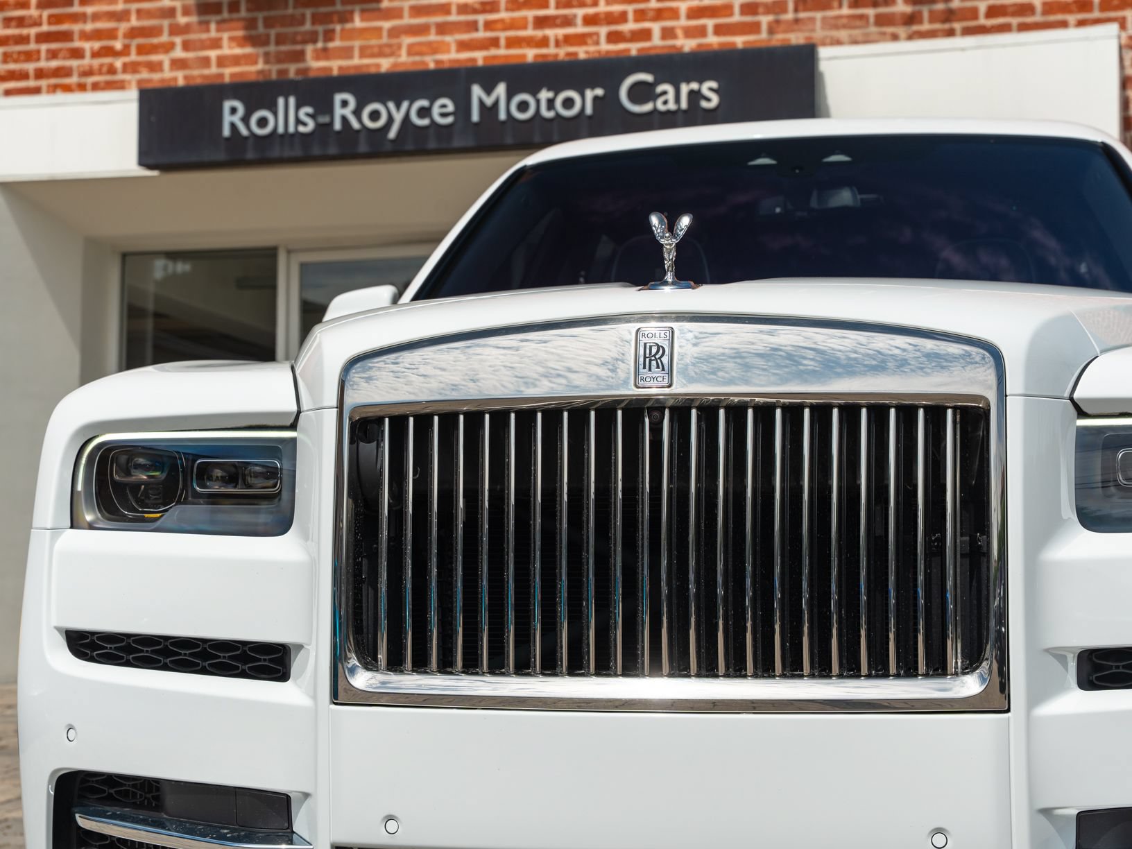 Certified 2024 Rolls-Royce Cullinan w/ Cullinan Package AWD/4WD image 7