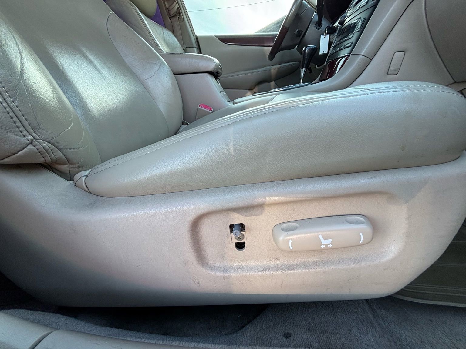 Used 2004 Lexus ES 330 FWD image 20