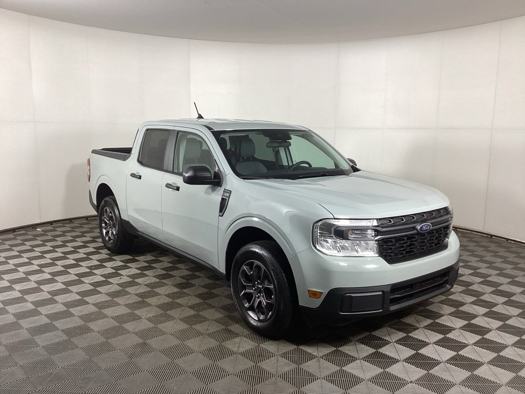 Used 2024 Ford Maverick XLT image 1