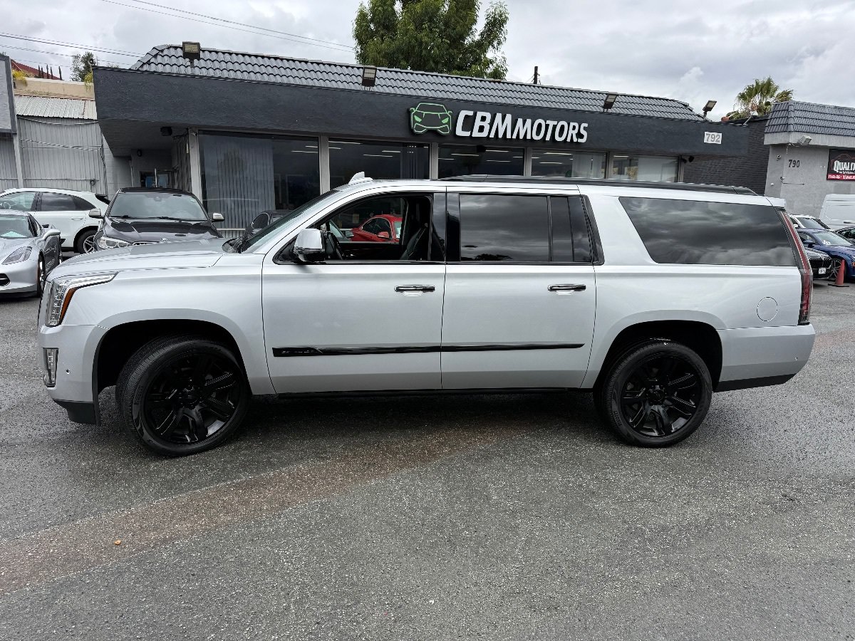 Used 2019 Cadillac Escalade ESV Premium Luxury AWD/4WD image 6