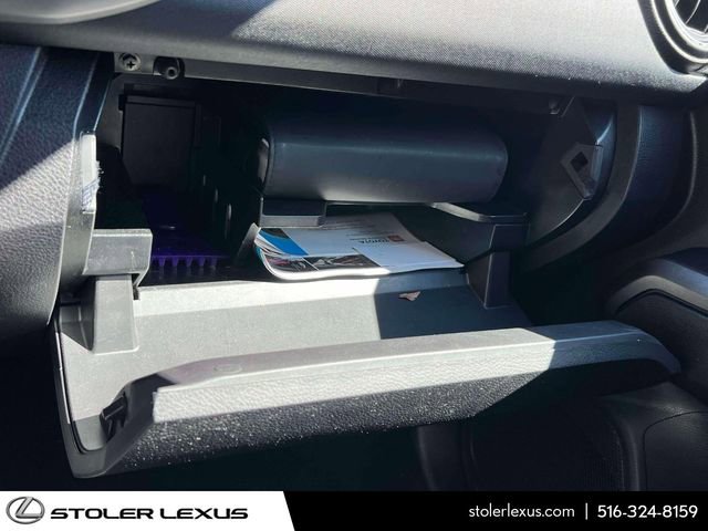 Used 2016 Toyota Tacoma TRD Sport w/ Towing Package image 40