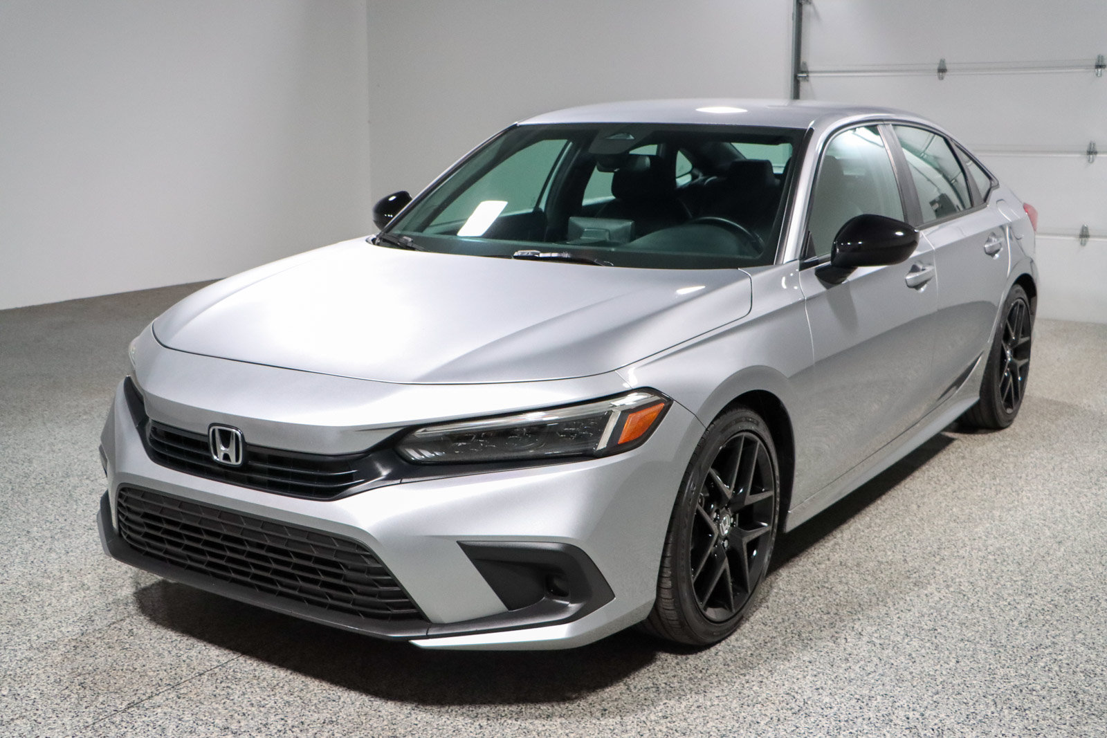 Used 2023 Honda Civic Sport image 29