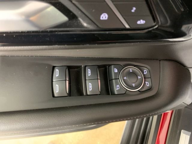 Used 2025 Chevrolet Tahoe Premier AWD/4WD image 19