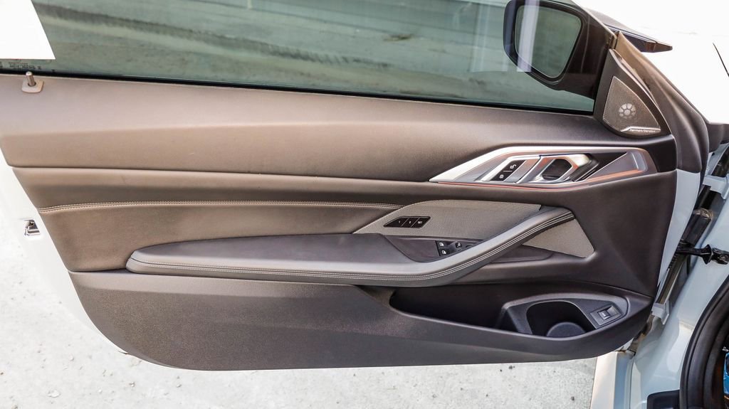 Used 2025 BMW M4 Competition w/ Executive Package image 21