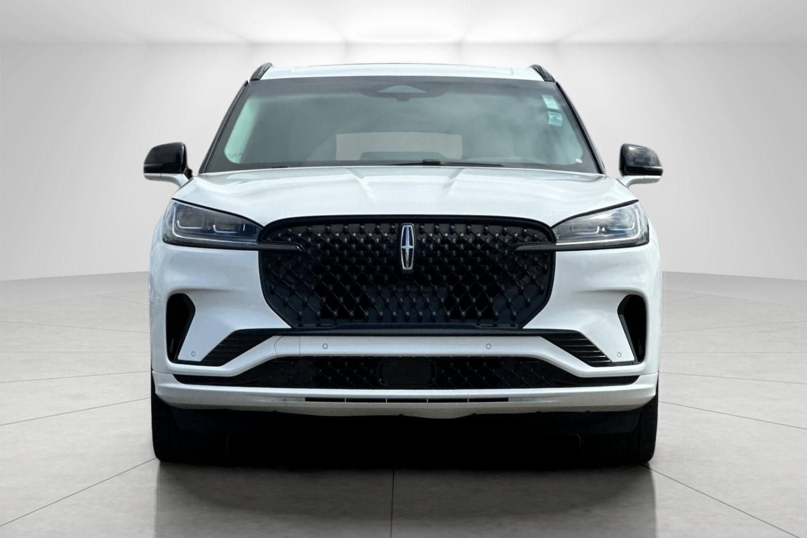Used 2025 Lincoln Aviator Reserve w/ Jet Appearance Package RWD image 8