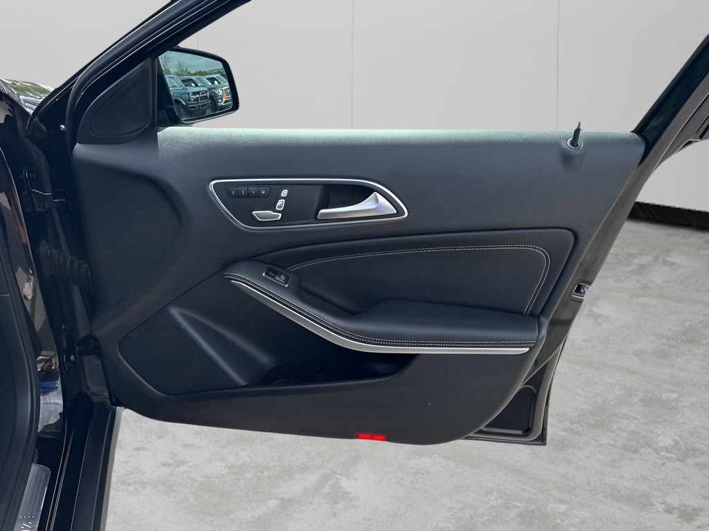 Used 2018 Mercedes-Benz GLA 250 image 13