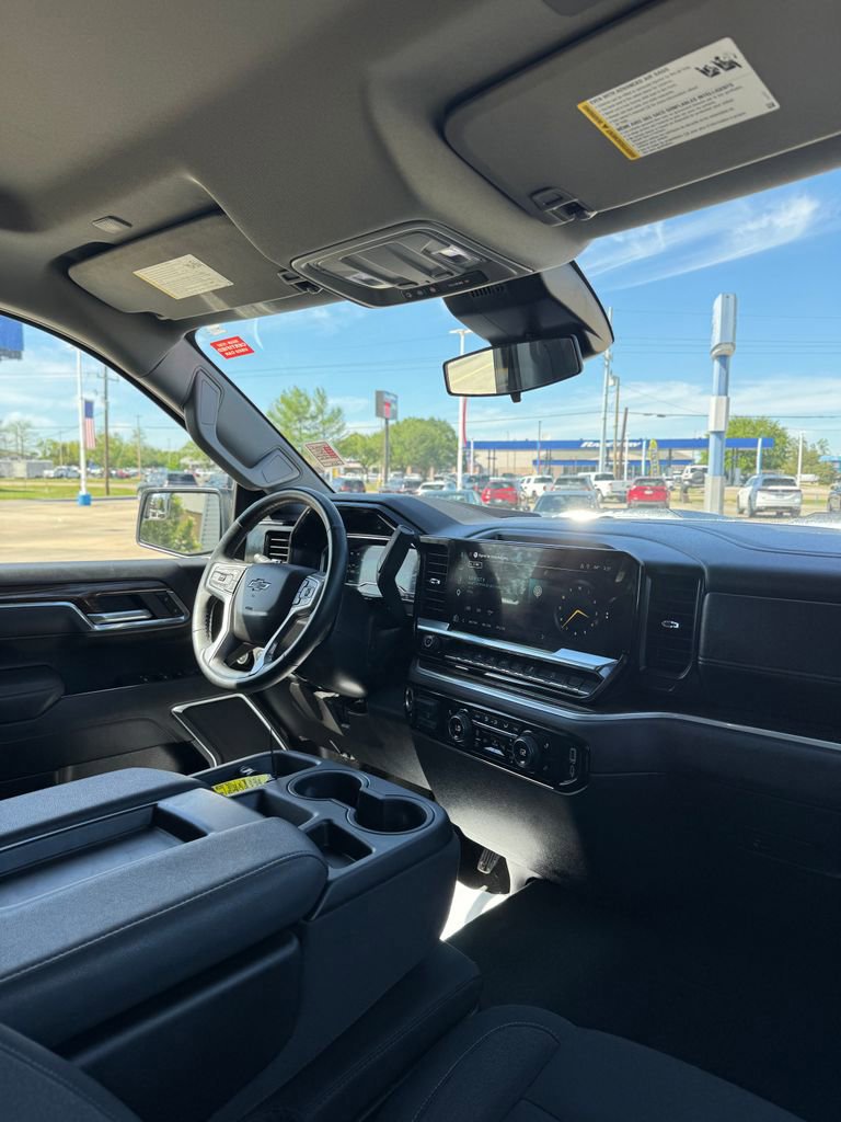 Used 2025 Chevrolet Silverado 1500 LT Trail Boss w/ Protection Package AWD/4WD image 13