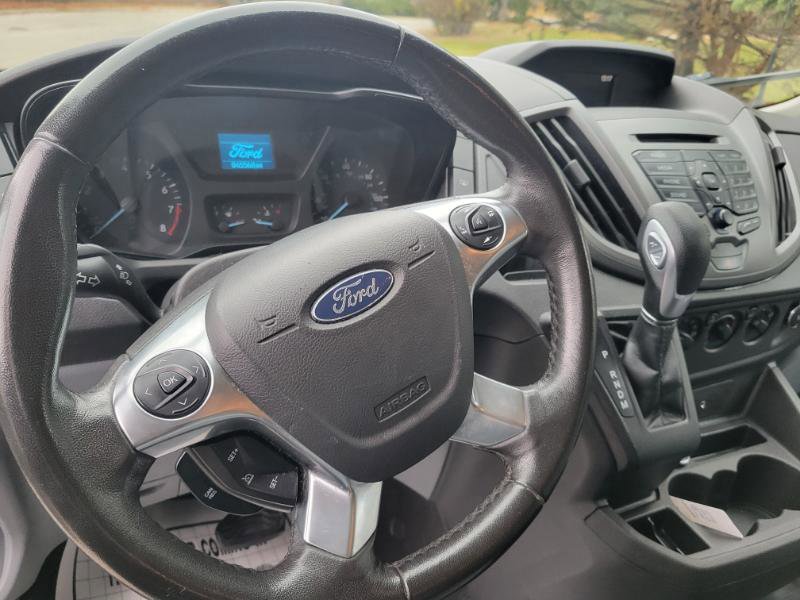 Used 2016 Ford Transit 150 XL image 22