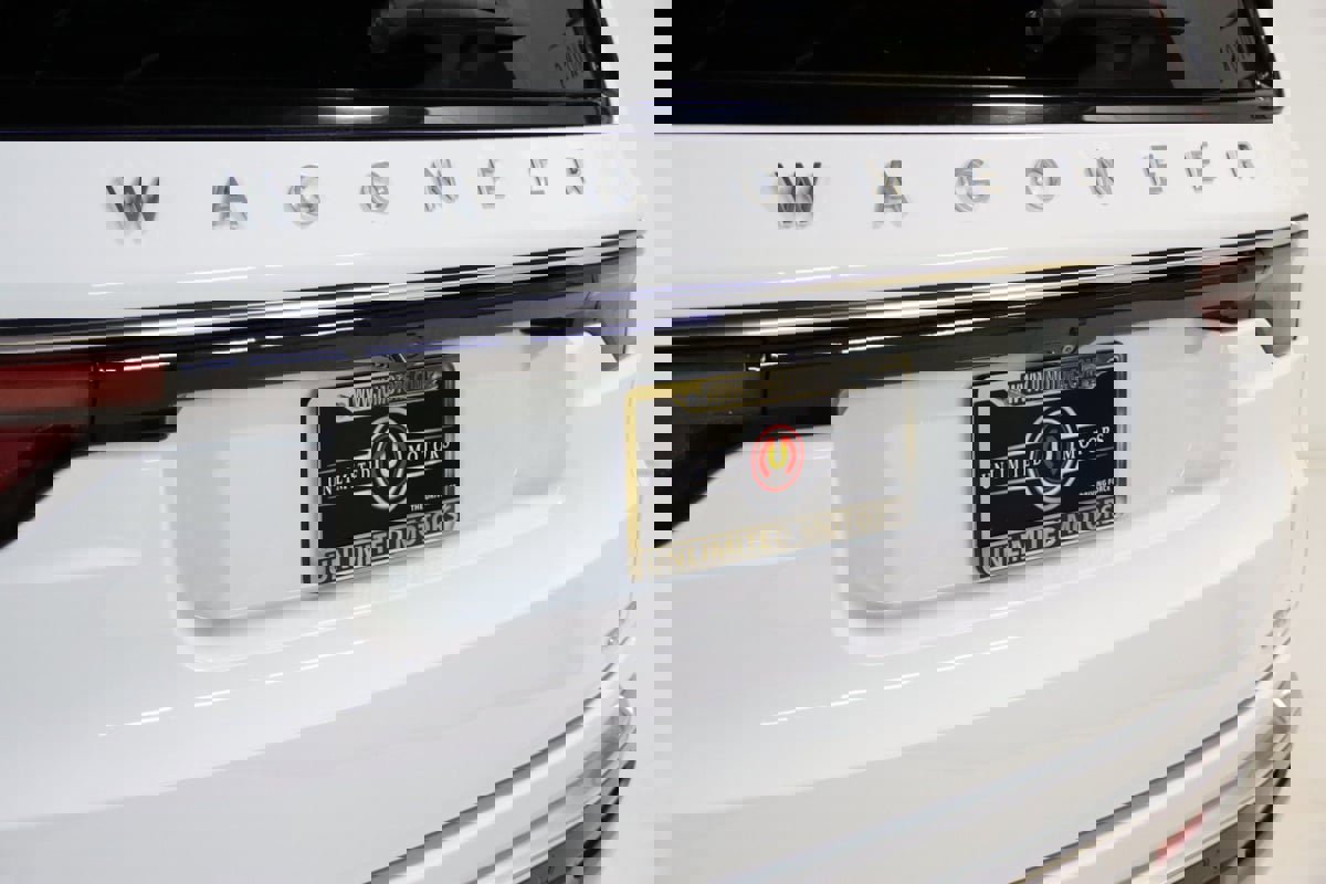 Used 2022 Jeep Wagoneer Series III w/ Premium Group I image 80