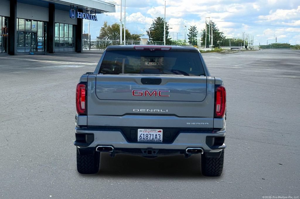 Used 2020 GMC Sierra 1500 Denali w/ Denali Ultimate Package AWD/4WD image 8