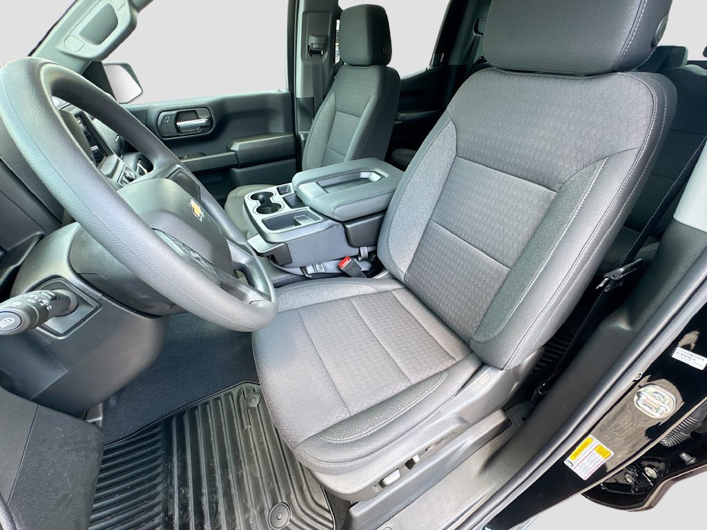 New 2026 Chevrolet Silverado 1500 Custom RWD image 12