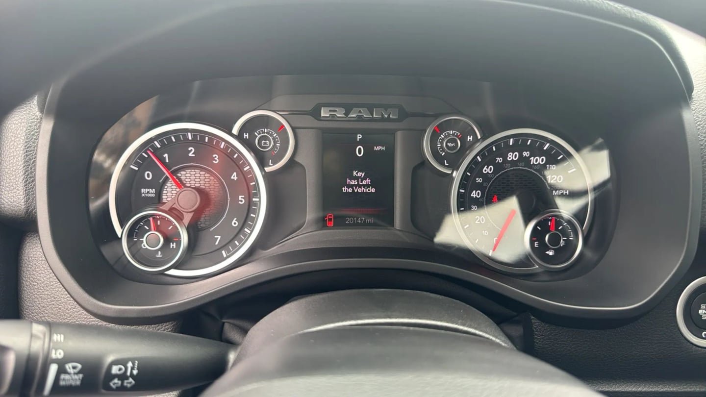 Used 2025 RAM 1500 Tradesman AWD/4WD image 15