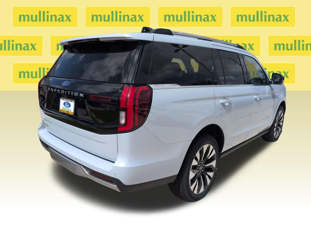 New 2026 Ford Expedition Platinum w/ Driver's Package image 3