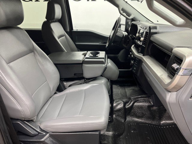 Used 2024 Ford F550 4x4 Crew Cab Super Duty image 24