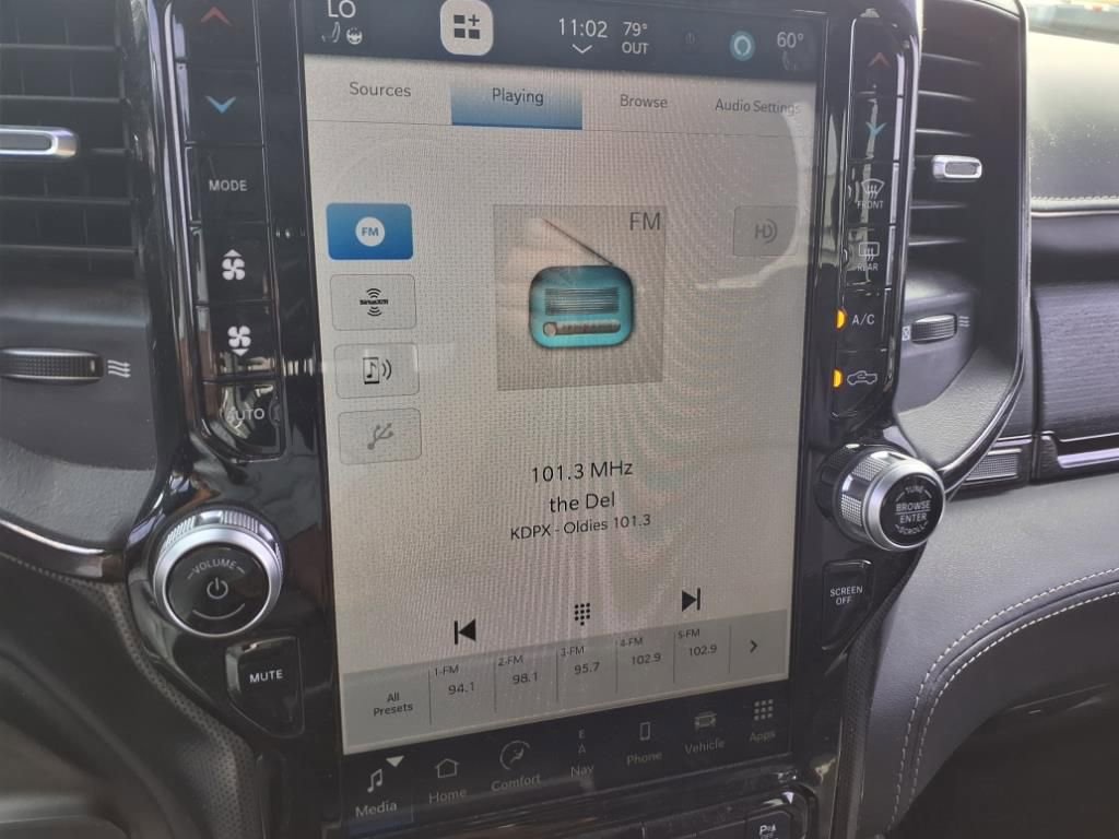 Used 2023 RAM 2500 Limited image 11