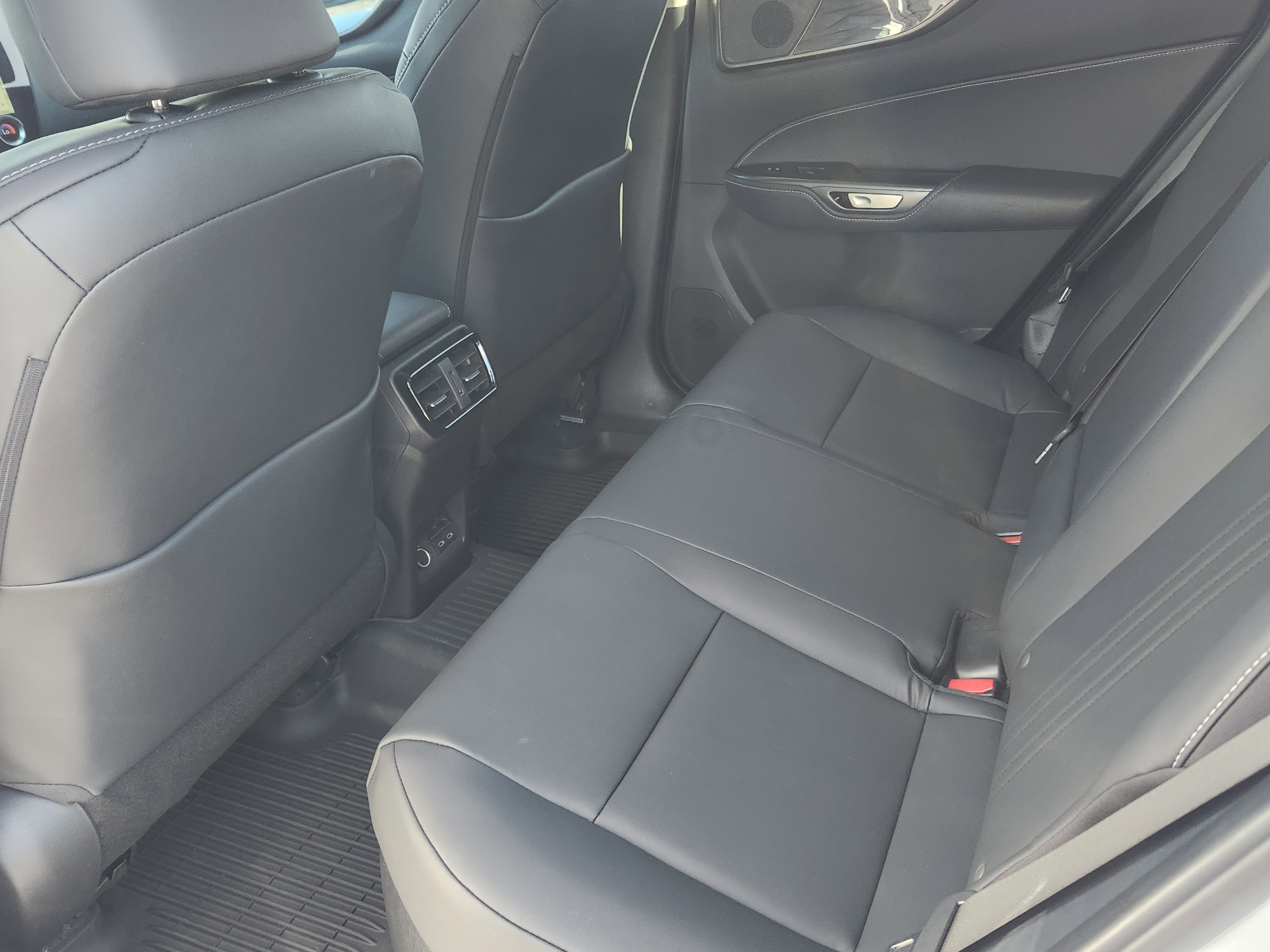 Certified 2026 Lexus NX 350h AWD w/ Accessory Package (2T) image 19
