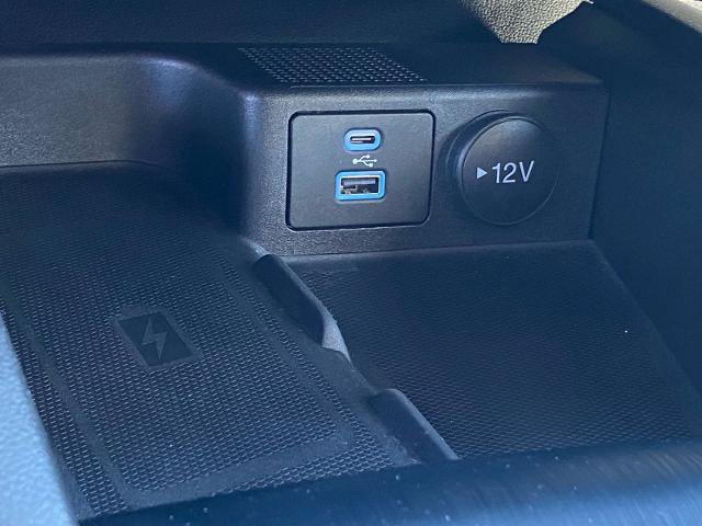 Certified 2023 Ford Escape Platinum w/ Premium Technology Package image 18