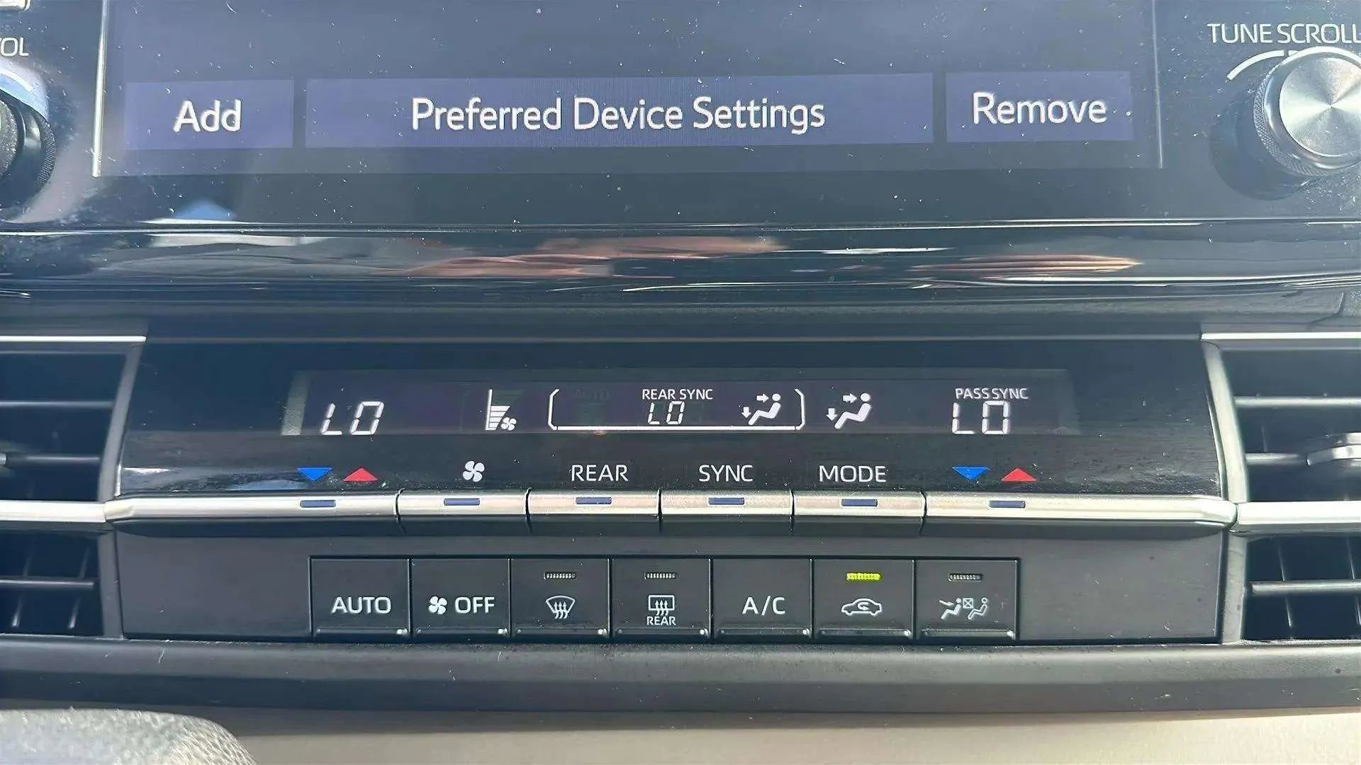 Used 2022 Toyota Sienna LE image 39