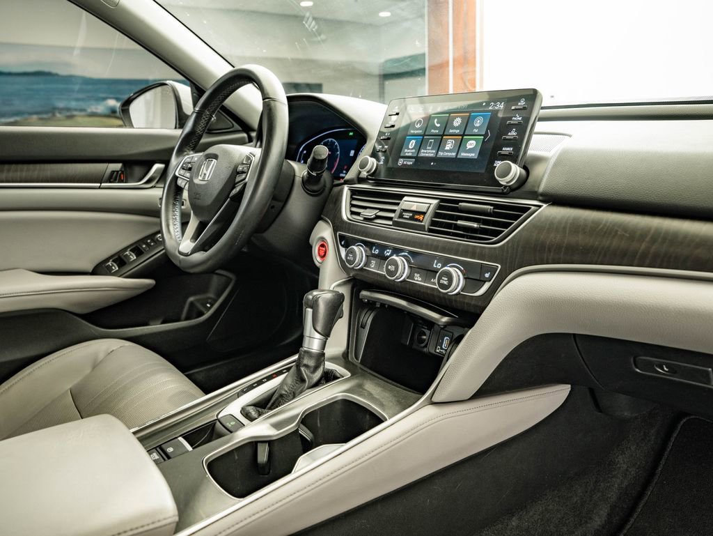 Used 2018 Honda Accord EX-L image 47