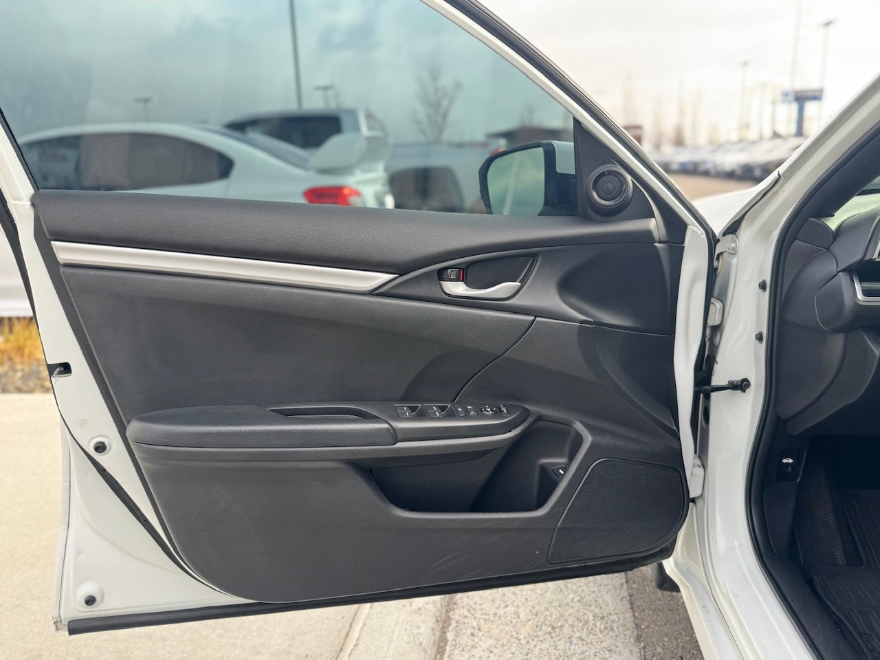 Used 2020 Honda Civic Sport image 10