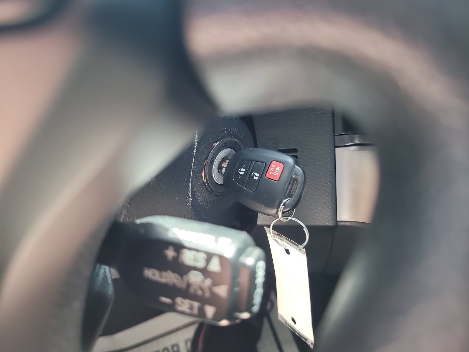 Used 2022 Toyota Tacoma SR AWD/4WD image 26