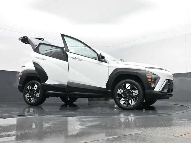 Used 2025 Hyundai Kona SEL image 31