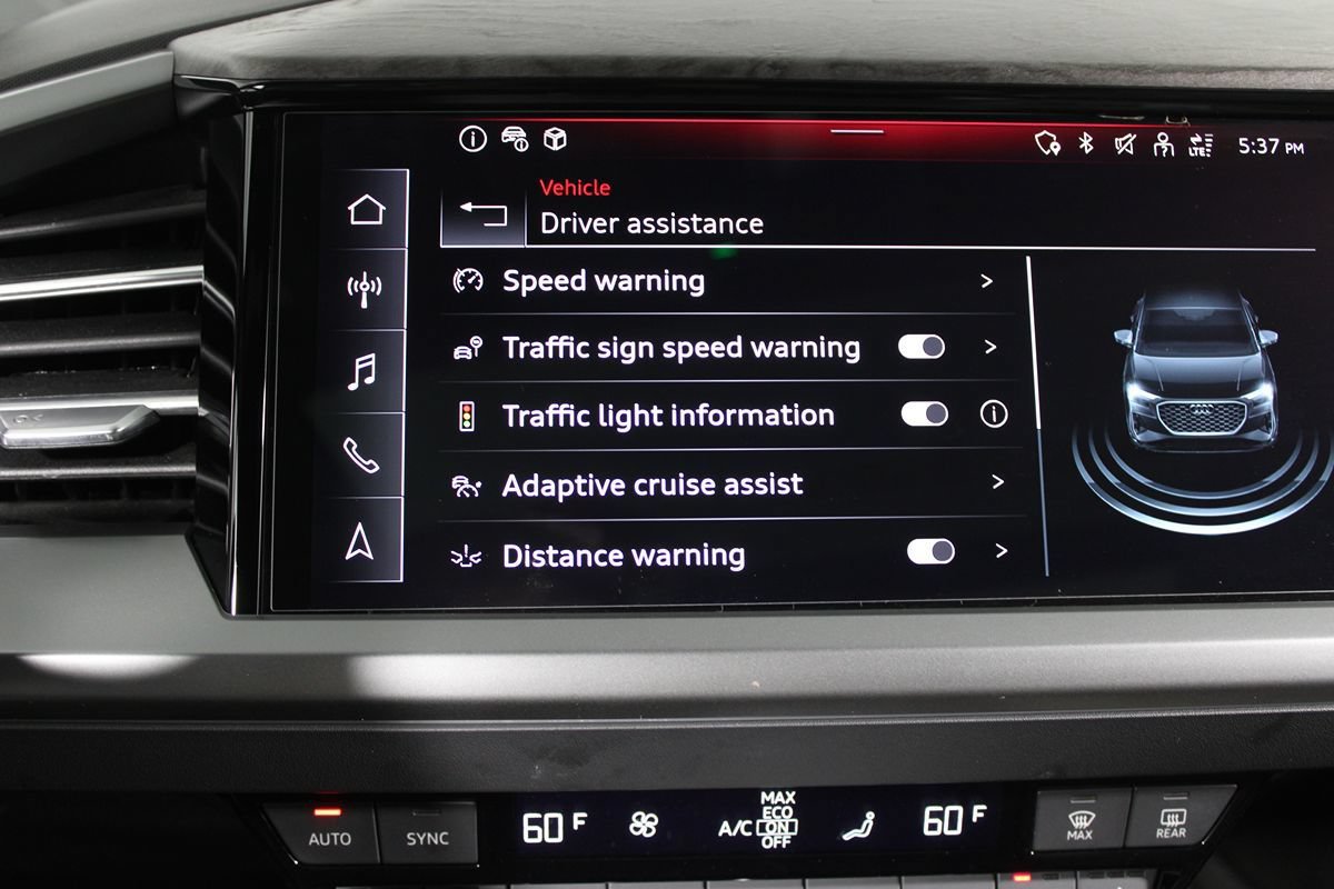 Used 2025 Audi Q4 e-tron Premium Plus w/ Premium Plus AWD/4WD image 20