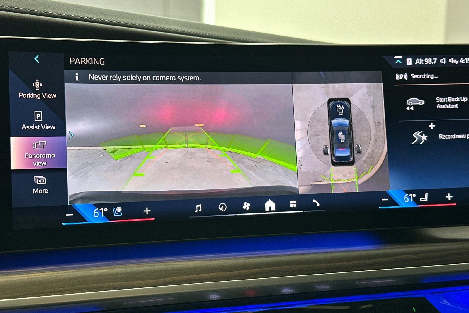 Certified 2023 BMW i7 xDrive60 w/ Executive Package 2 AWD/4WD image 24