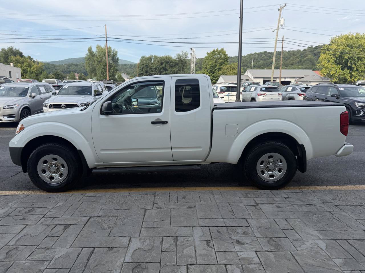 Used 2020 Nissan Frontier S AWD/4WD image 5