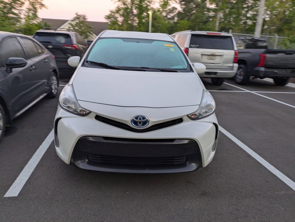 Used 2015 Toyota Prius V Three image 2