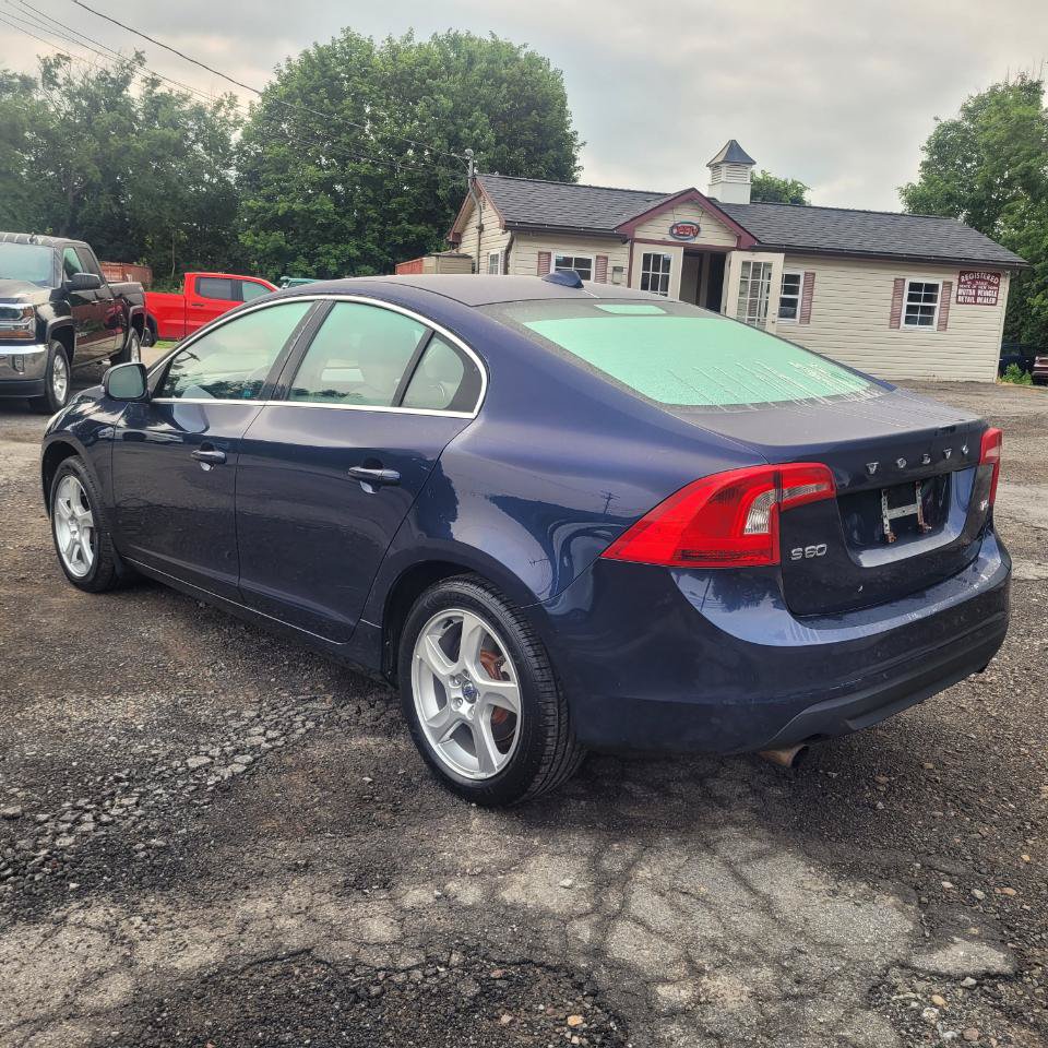 Used 2012 Volvo S60 T5 w/ Climate Pkg FWD image 6