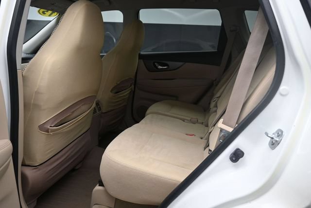 Used 2015 Nissan Rogue SV w/ SV Premium Package FWD image 20
