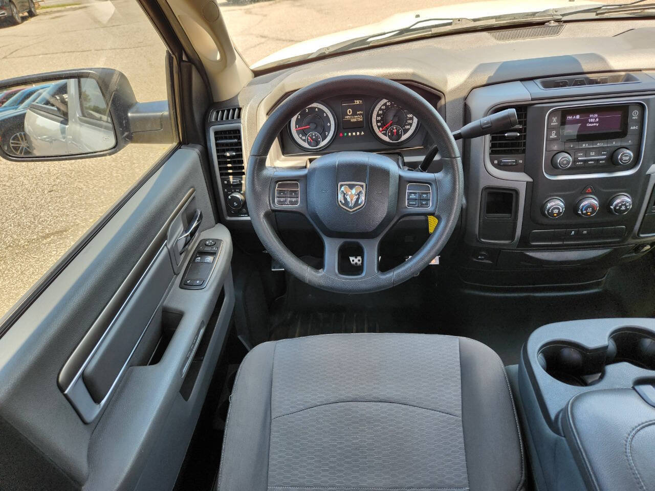 Used 2014 RAM 1500 Express RWD image 15