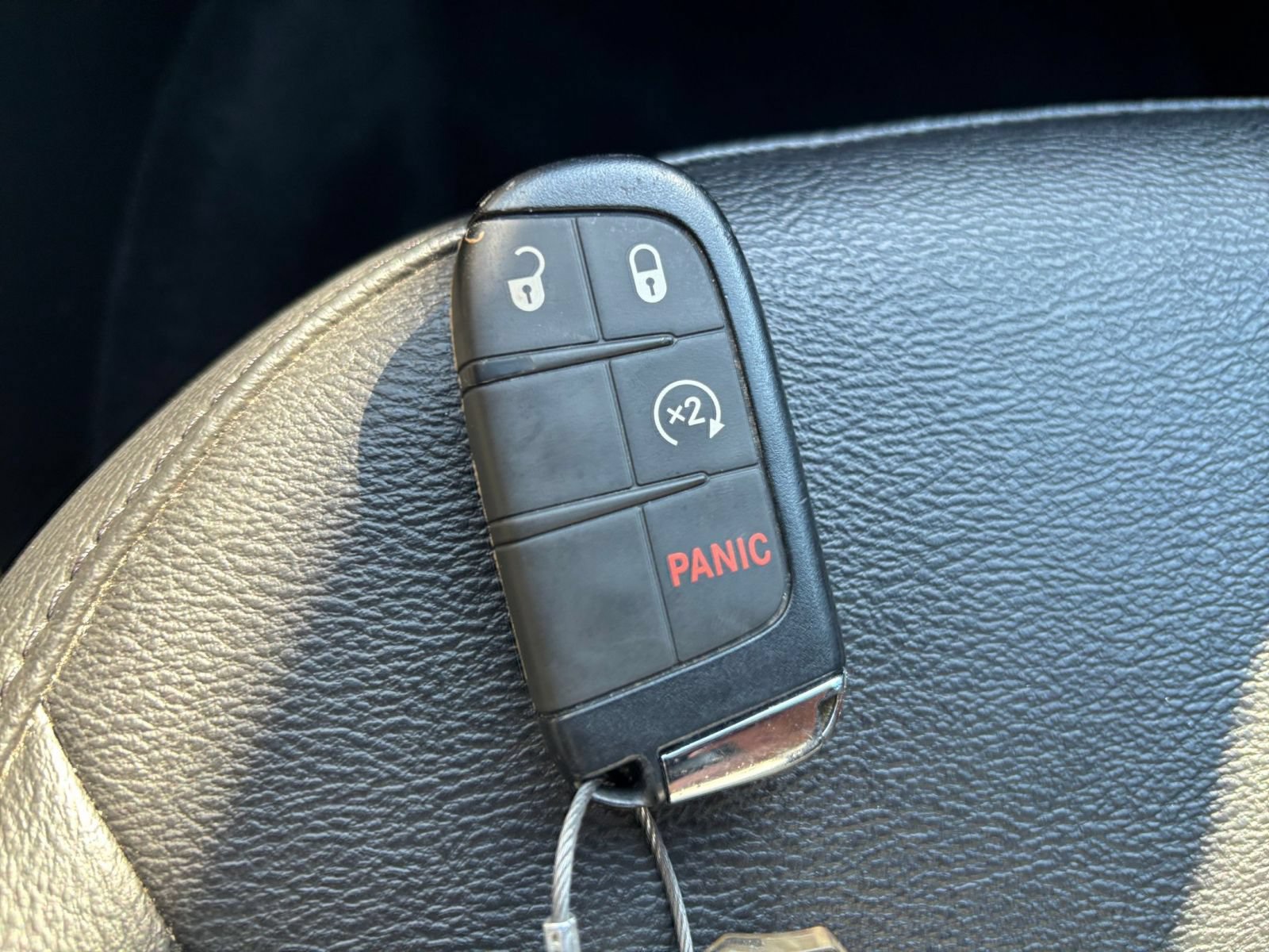 Used 2025 Jeep Compass Limited AWD/4WD image 27