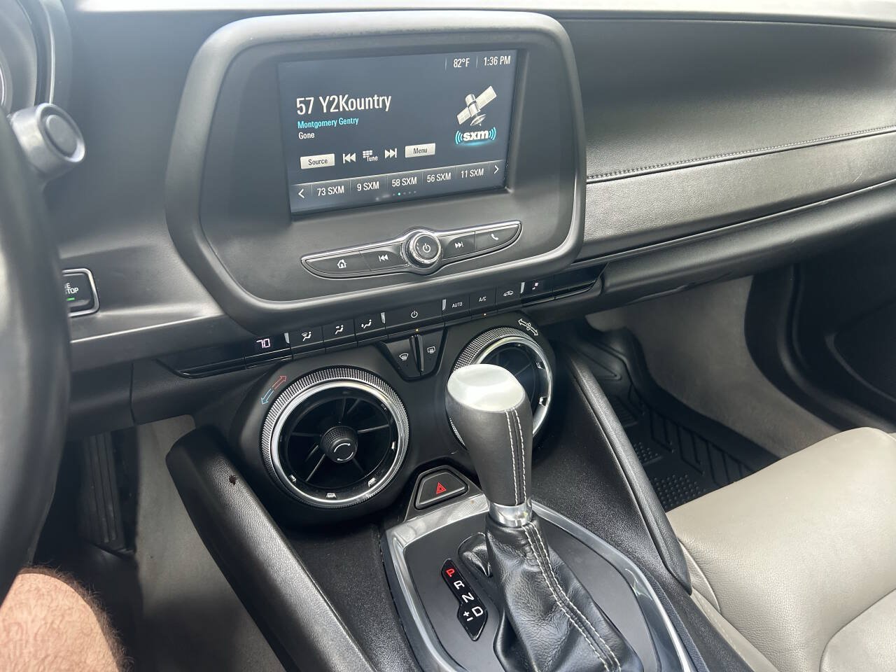 Used 2017 Chevrolet Camaro LT RWD image 21