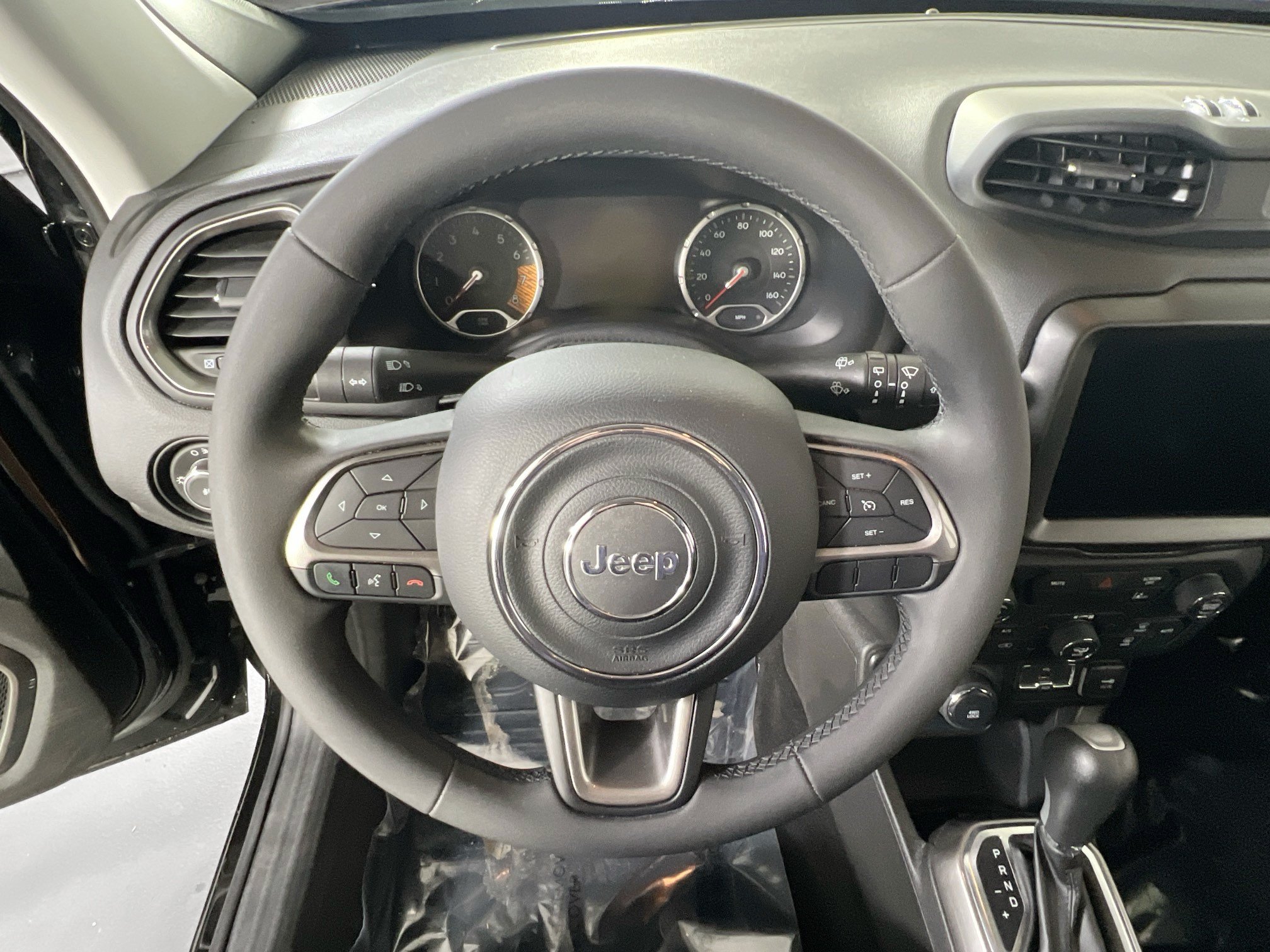 Used 2022 Jeep Renegade Latitude AWD/4WD image 11