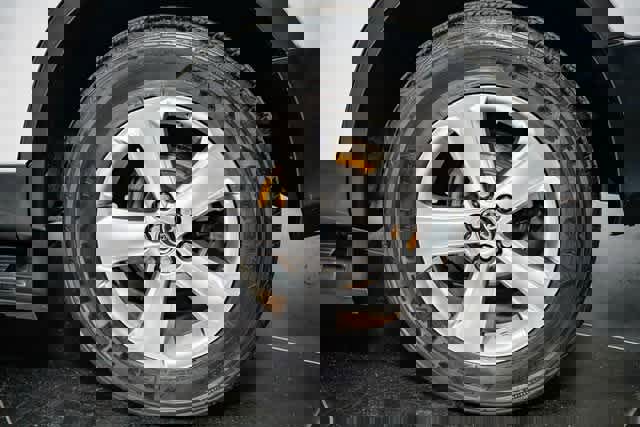 Used 2015 Toyota RAV4 XLE image 10