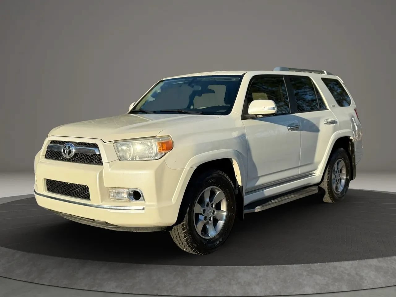 Used 2013 Toyota 4Runner SR5 RWD image 1