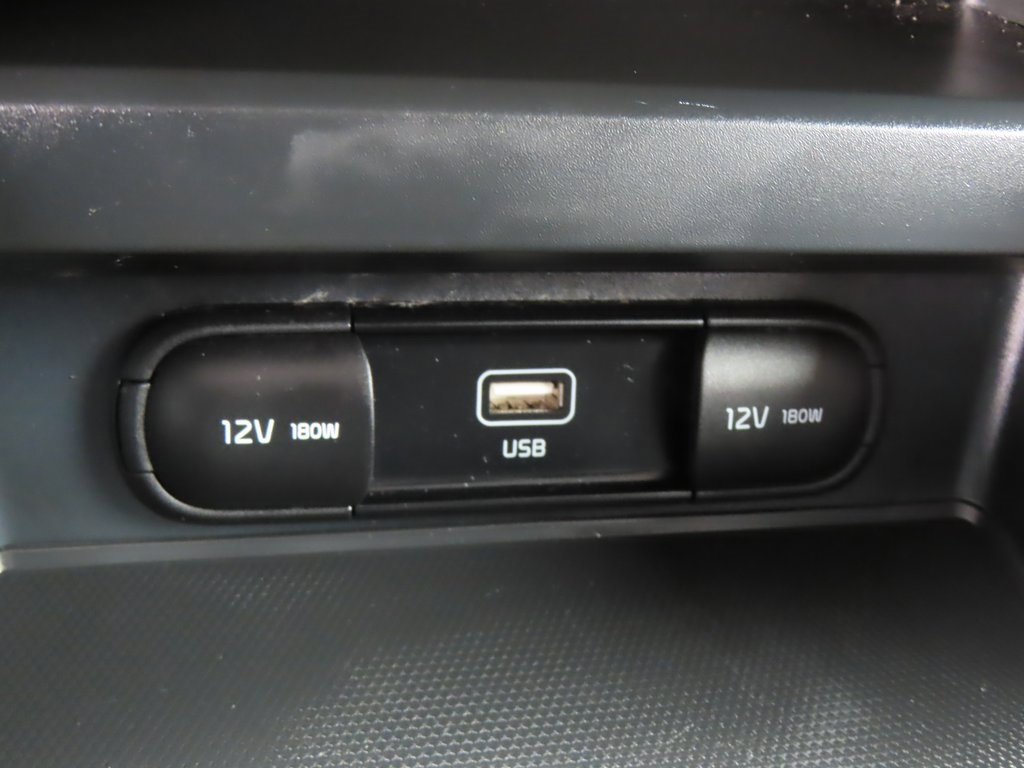 Certified 2023 Kia Soul LX image 6