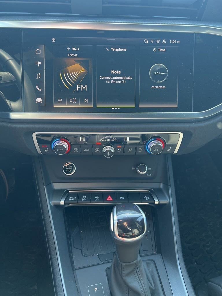 Used 2025 Audi Q3 2.0T Premium w/ Convenience Package image 14