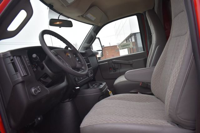 New 2026 Chevrolet Express 3500 w/ Power Convenience Package image 22