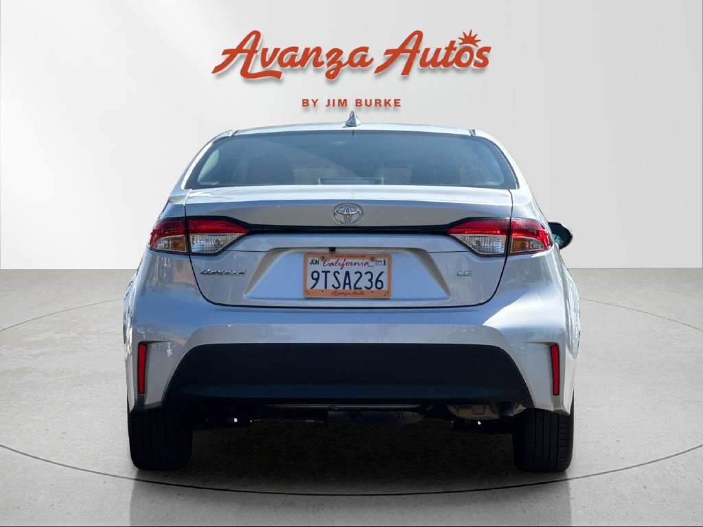 Used 2025 Toyota Corolla LE FWD image 4