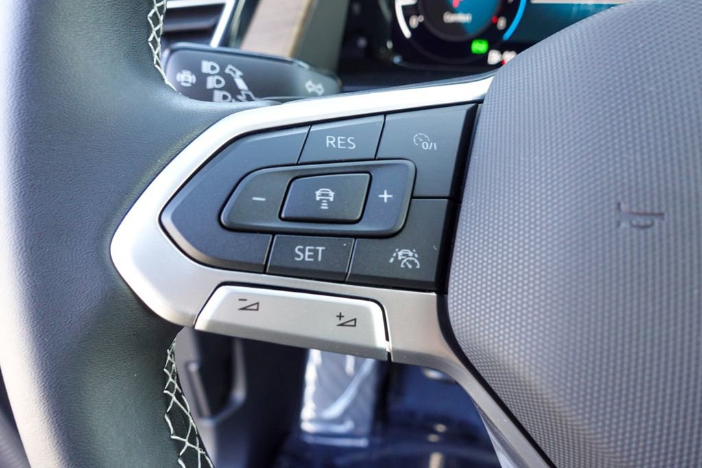 New 2026 Volkswagen Atlas SE image 14